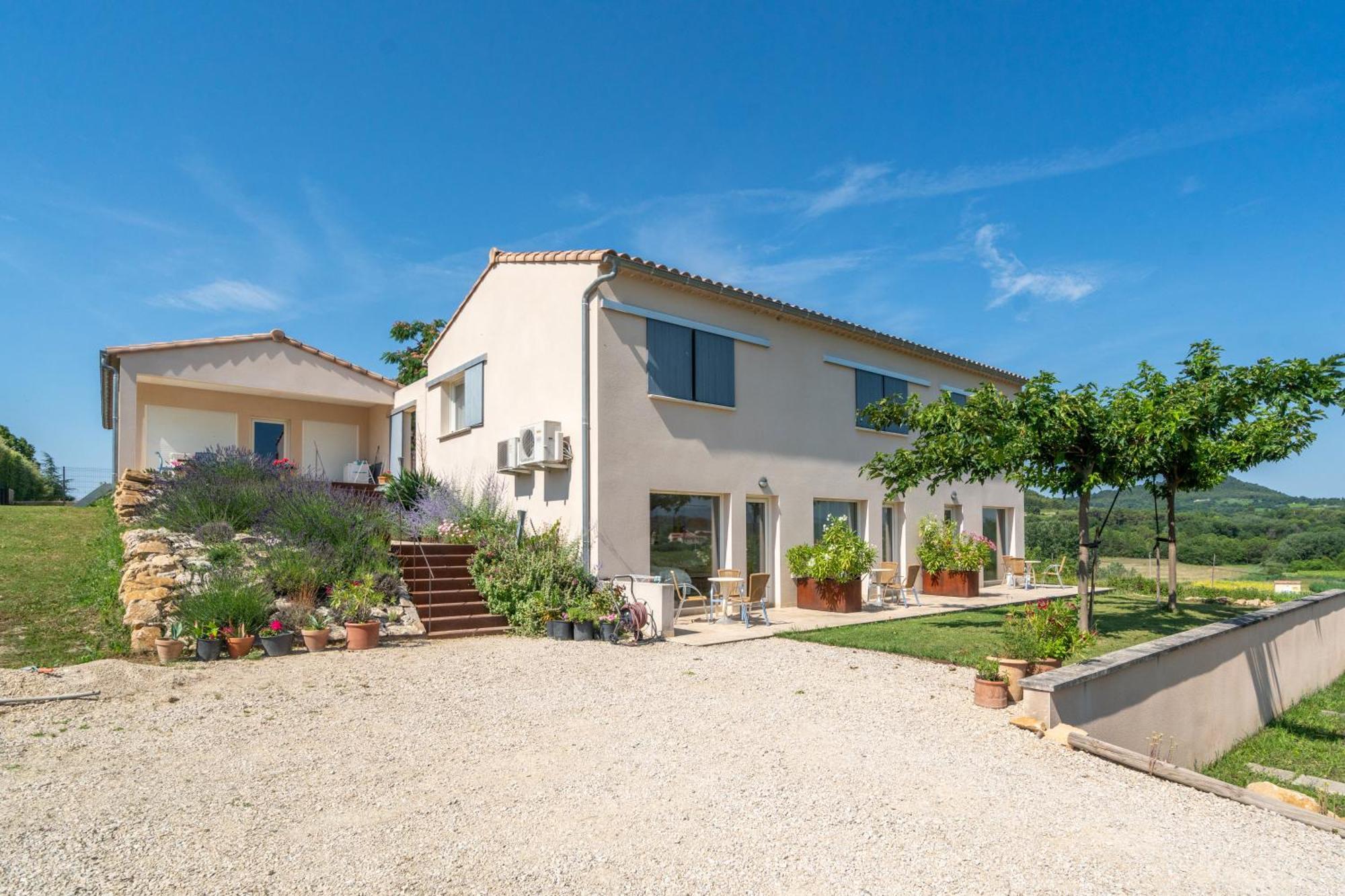 Vila Les Terrasses De Cascavelle Blauvac Exteriér fotografie
