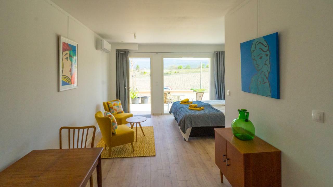 Vila Les Terrasses De Cascavelle Blauvac Exteriér fotografie