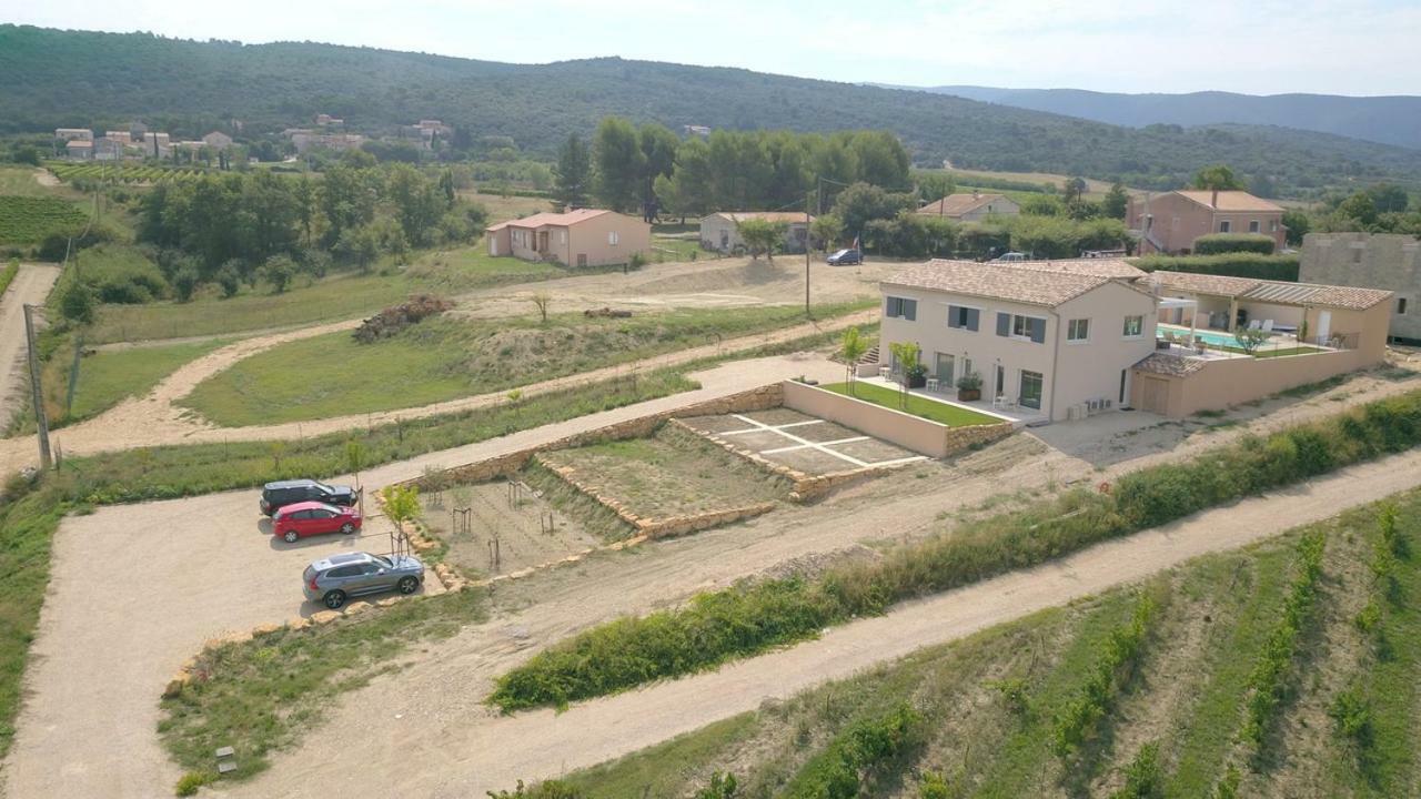 Vila Les Terrasses De Cascavelle Blauvac Exteriér fotografie